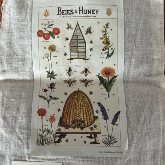 Bees & Honey 1,000 Piece Puzzle & Matching Bees & Honey Towel NEW - Picture 2 of 8